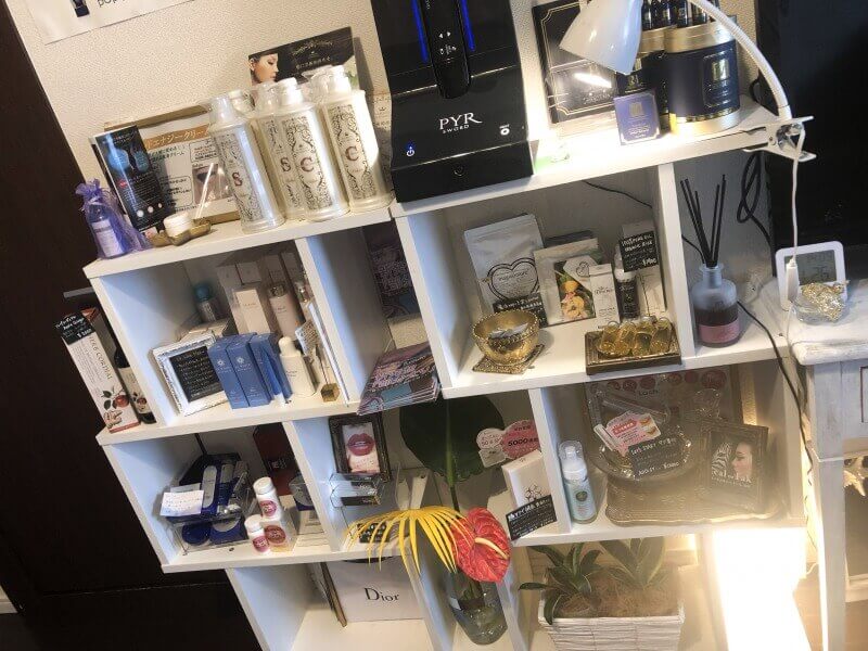 ヴィミューズ　商品棚